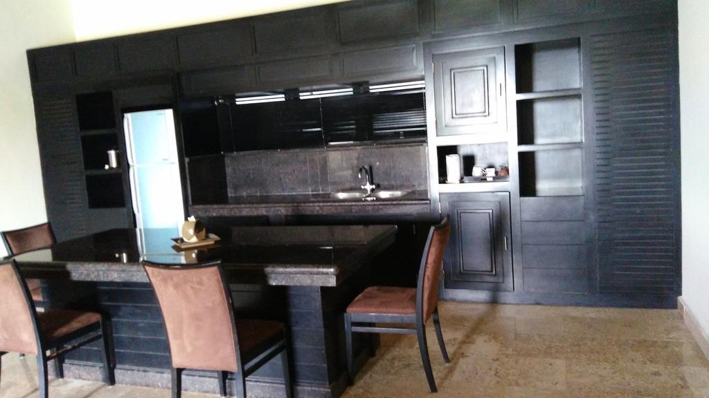 Royal Pool Villa Bali Nusa Dua  Bilik gambar